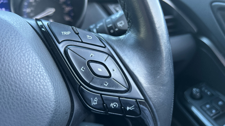 Toyota C-HR 1.8 Hybrid Dynamic 5dr CVT Hybrid Hatchback